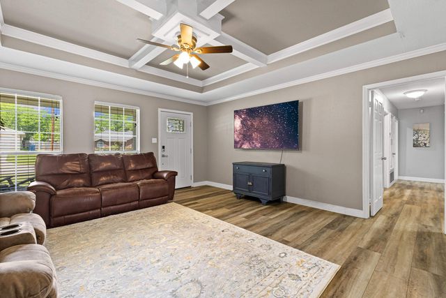 202 Monterrey Ln., White Oak, TX 75693