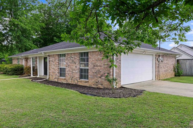 202 Monterrey Ln., White Oak, TX 75693