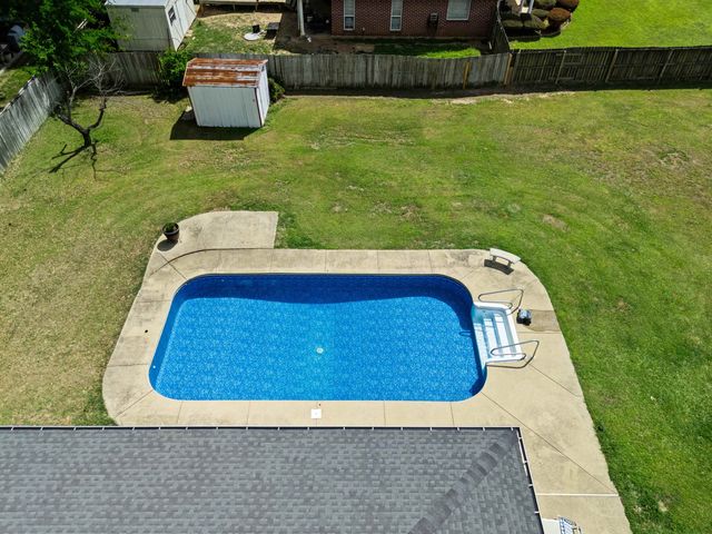 202 Monterrey Ln., White Oak, TX 75693