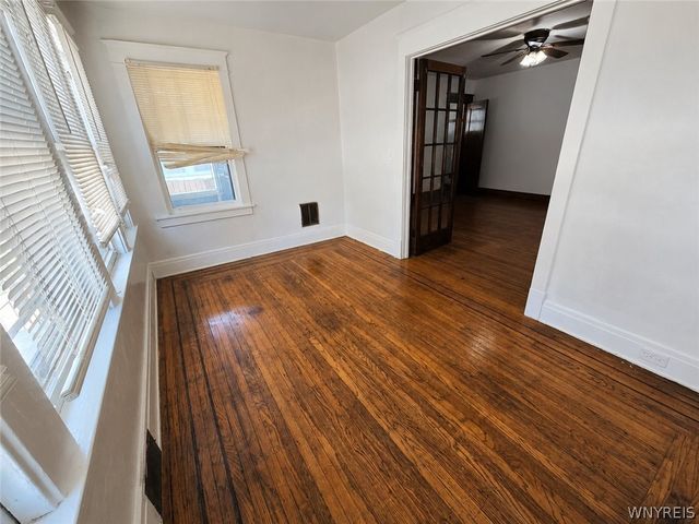 71 Brunswick Boulevard Lower, Buffalo, NY 14208