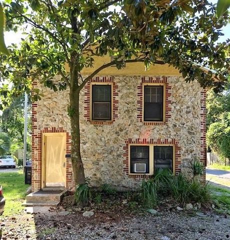 218 SW 10TH STREET, Gainesville, FL 32601