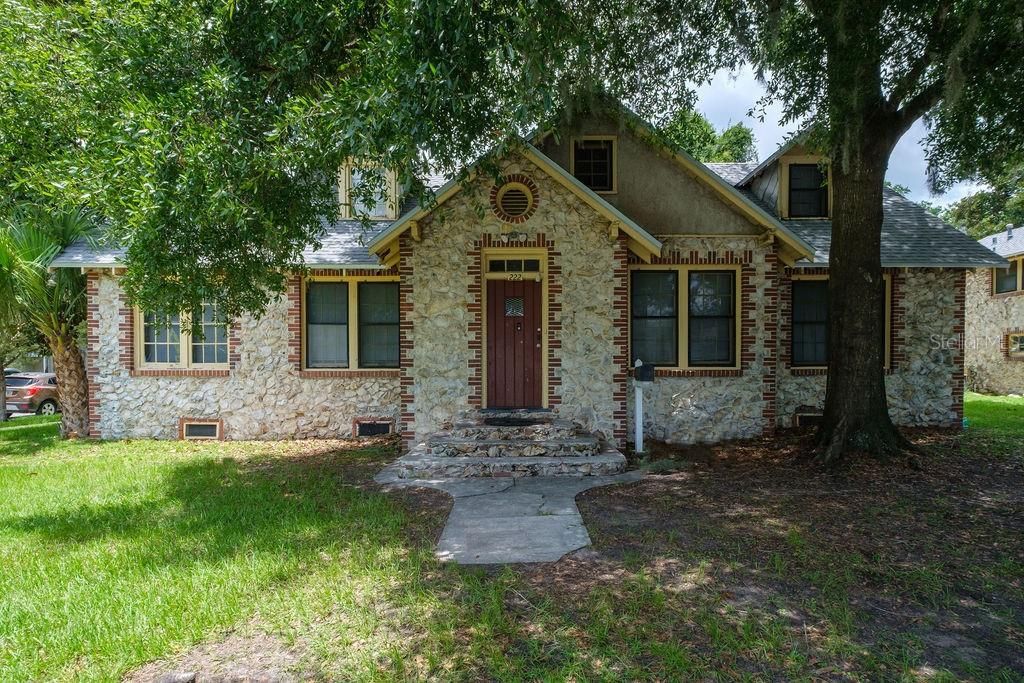 218 SW 10TH STREET, Gainesville, FL 32601