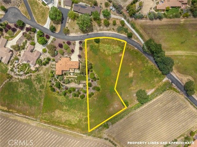 2230 Del Sol Place, Paso Robles, CA 93446