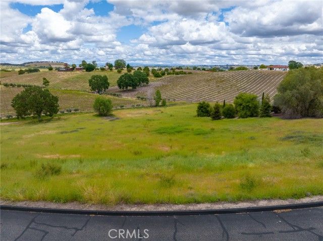 2230 Del Sol Place, Paso Robles, CA 93446