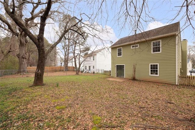 1055 Autumn Crest Court, Stone Mountain, GA 30083