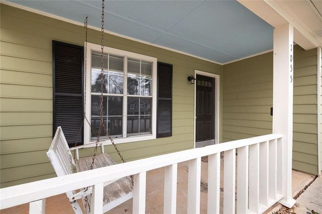 1055 Autumn Crest Court, Stone Mountain, GA 30083