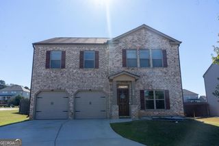 216 Loganview Drive, Loganville, GA 30052