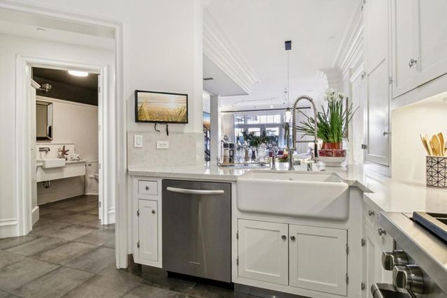 356 Santana Row 319, San Jose, CA 95128