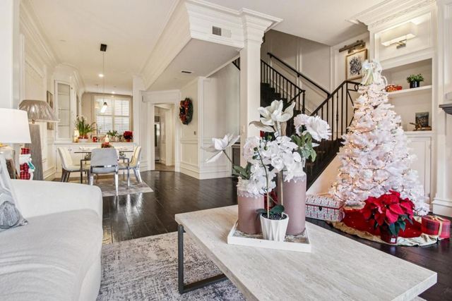 356 Santana Row 319, San Jose, CA 95128