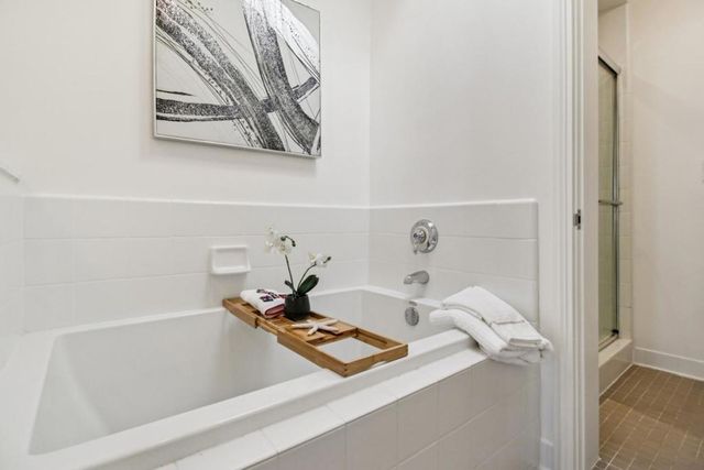 356 Santana Row 319, San Jose, CA 95128