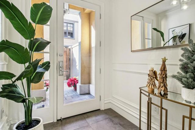 356 Santana Row 319, San Jose, CA 95128