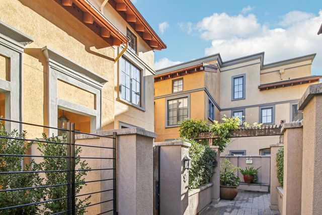 356 Santana Row 319, San Jose, CA 95128