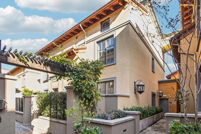 356 Santana Row 319, San Jose, CA 95128
