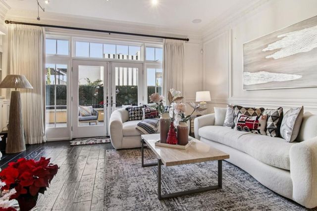 356 Santana Row 319, San Jose, CA 95128