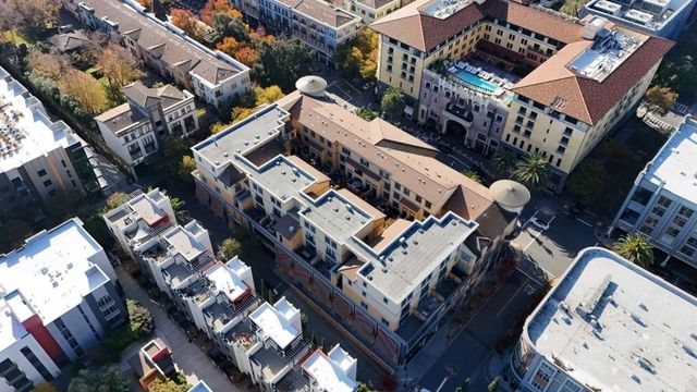 356 Santana Row 319, San Jose, CA 95128