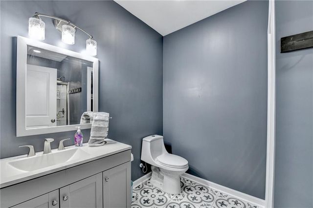 5525 Mirror Lake Drive, Cumming, GA 30028