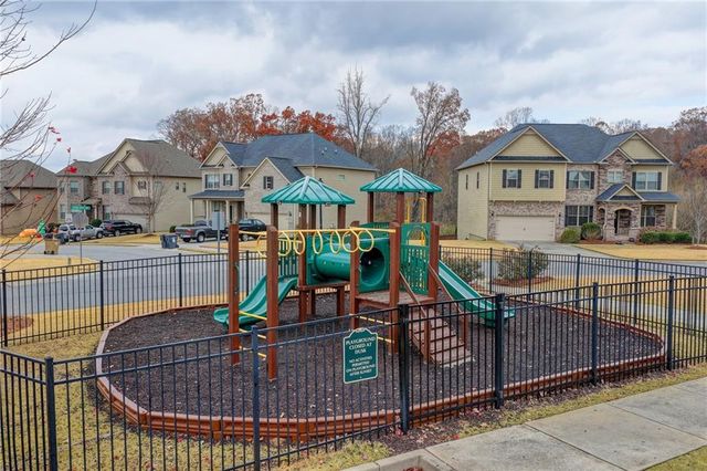 5525 Mirror Lake Drive, Cumming, GA 30028