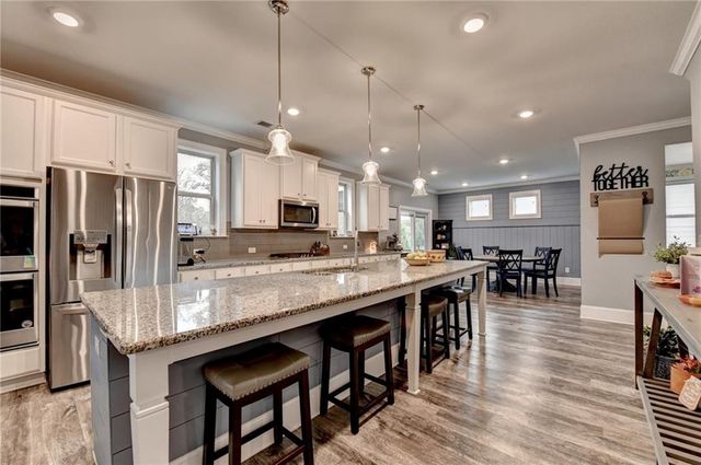 5525 Mirror Lake Drive, Cumming, GA 30028