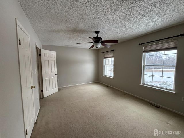 62 Colleen Court, South Brunswick, NJ 08824