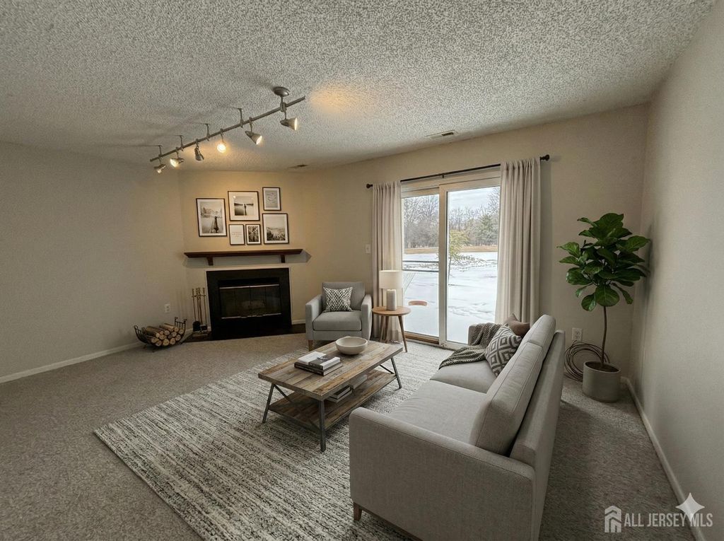 62 Colleen Court, South Brunswick, NJ 08824