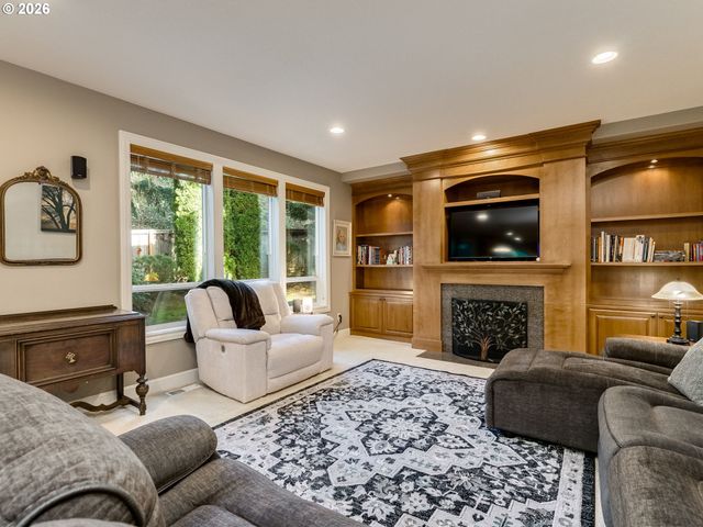 2571 33RD Ct, Washougal, WA 98671