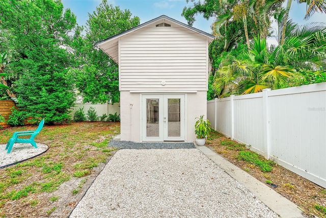 440 22ND STREET N, St Petersburg, FL 33713