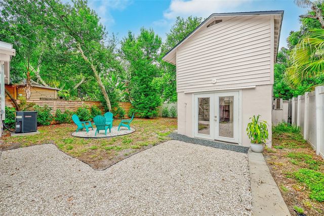 440 22ND STREET N, St Petersburg, FL 33713