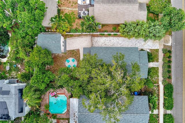 440 22ND STREET N, St Petersburg, FL 33713