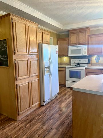 18641 Kenley Road, Christoval, TX 76935