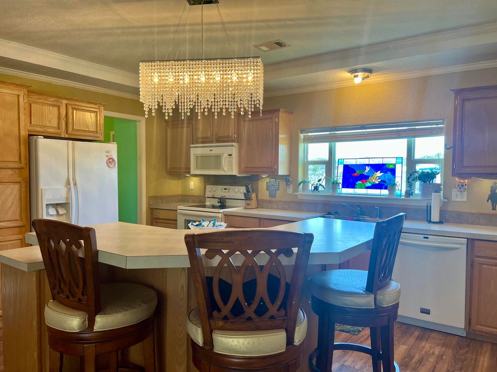 Image 17 of property listing at 18641 Kenley Road, Christoval, TX 76935