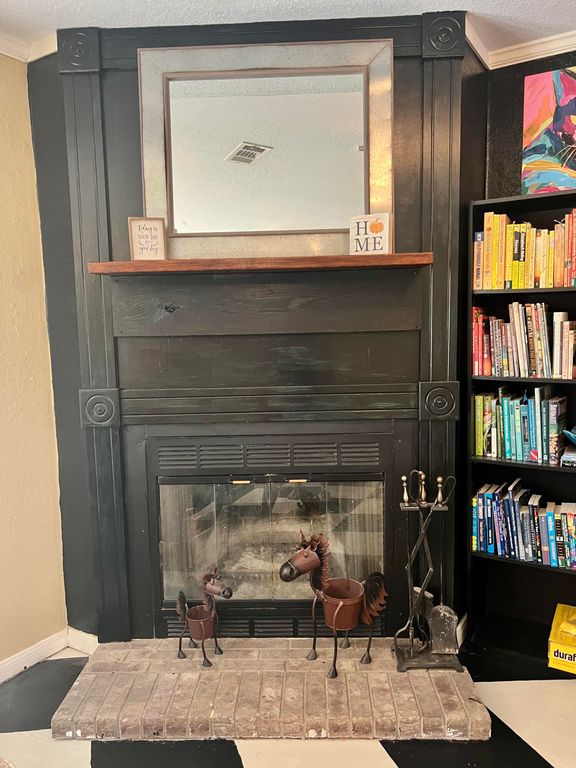 Image 8 of property listing at 18641 Kenley Road, Christoval, TX 76935