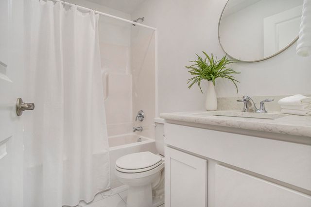 9150 Cottage Crossing 23, Richland, MI 49083