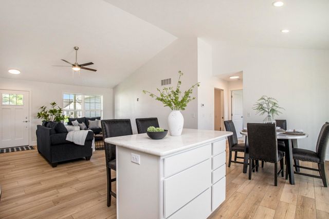 9150 Cottage Crossing 23, Richland, MI 49083