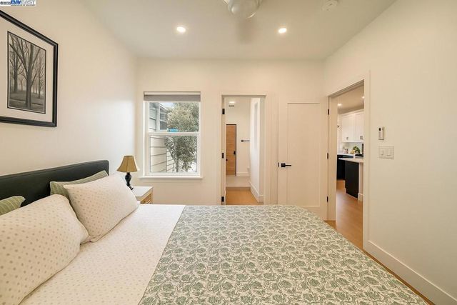 1019 Campbell St, Oakland, CA 94607