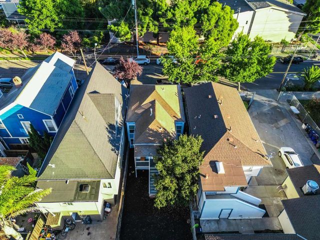 1019 Campbell St, Oakland, CA 94607