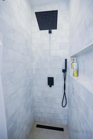 1019 Campbell St, Oakland, CA 94607