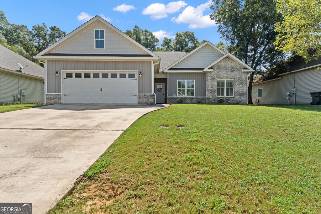 204 Dennard Drive, Perry, GA 31069