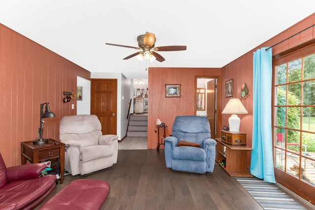 1790 Devonshire Court, Elgin, IL 60123