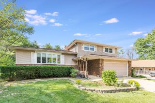 1790 Devonshire Court, Elgin, IL 60123