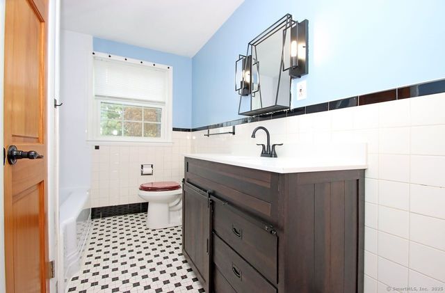 89 Gilbert Avenue, Rocky Hill, CT 06067