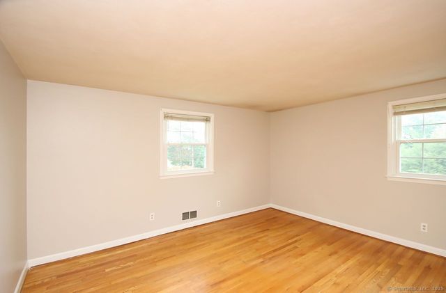 89 Gilbert Avenue, Rocky Hill, CT 06067