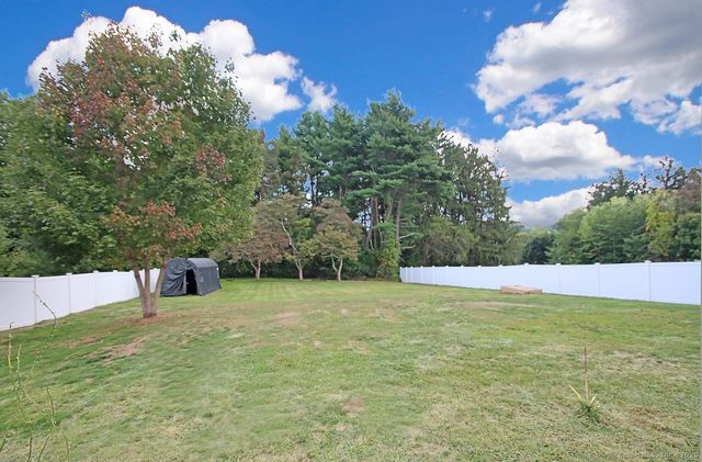 89 Gilbert Avenue, Rocky Hill, CT 06067