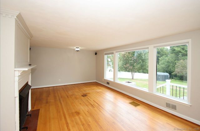 89 Gilbert Avenue, Rocky Hill, CT 06067