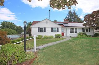 89 Gilbert Avenue, Rocky Hill, CT 06067