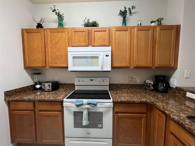 8563 BAY LILLY LOOP, Kissimmee, FL 34747
