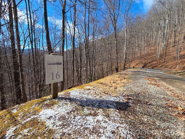 455 Mountain Watch Drive 16, Waynesville, NC 28785