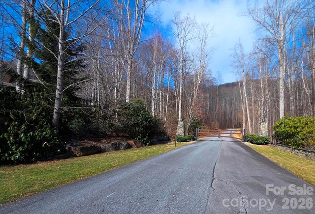 455 Mountain Watch Drive 16, Waynesville, NC 28785