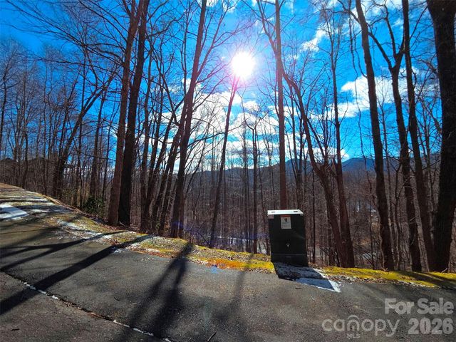 455 Mountain Watch Drive 16, Waynesville, NC 28785