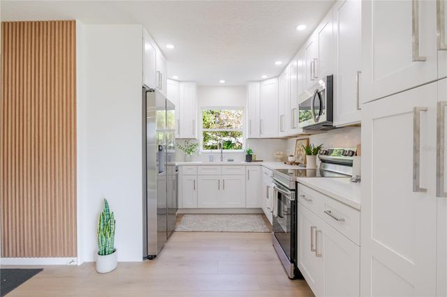 2500 MIRANDA WAY S, St Petersburg, FL 33712