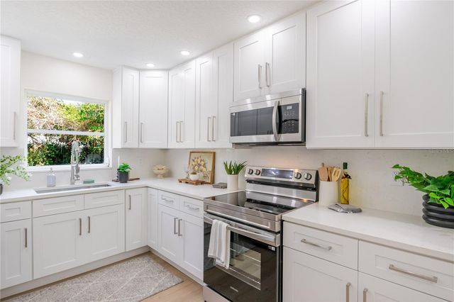 2500 MIRANDA WAY S, St Petersburg, FL 33712